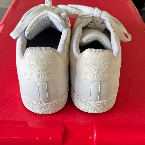 Adidas White Sneakers with Textured Toe - Picture 3 of 4